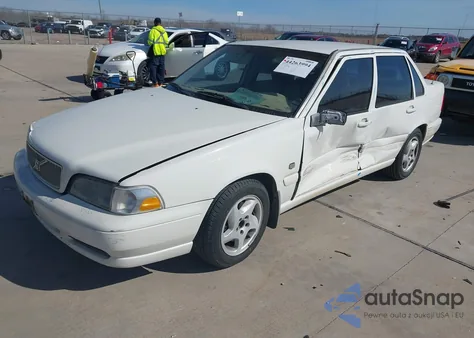 1999 Volvo S70 z USA, uszkodzony, nr VIN YV1LS55A3X1569087